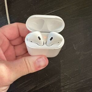 Apple AirPods Gen 1